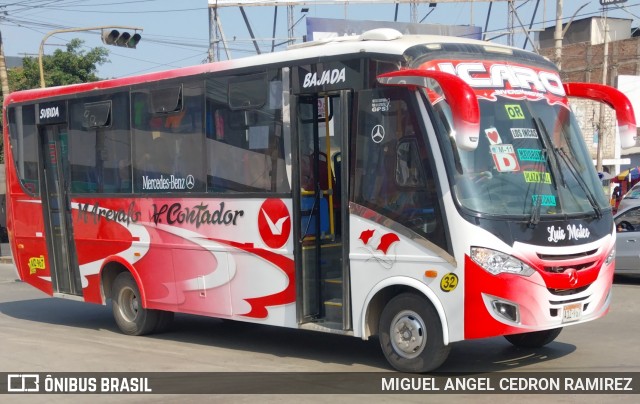 Empresa de Transportes El Icaro Inversionistas S.A. 32 na cidade de Trujillo, Trujillo, La Libertad, Peru, por MIGUEL ANGEL CEDRON RAMIREZ. Número da foto: #12375856.