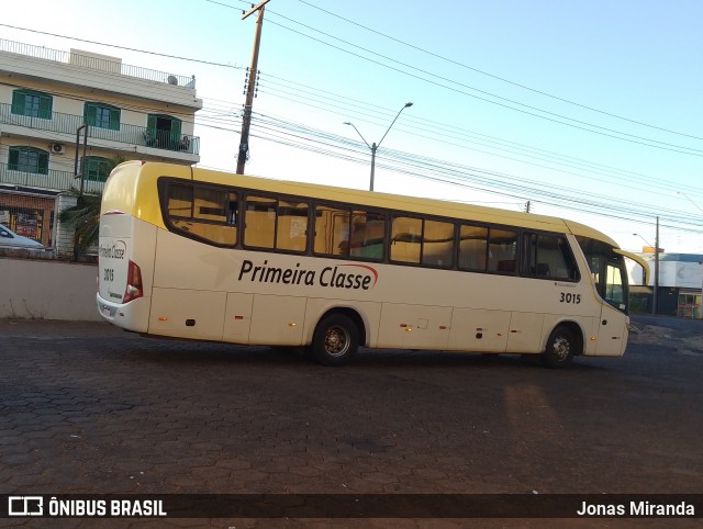 Primeira Classe Transportes 3015 na cidade de Itumbiara, Goiás, Brasil, por Jonas Miranda. Número da foto: #12375972.