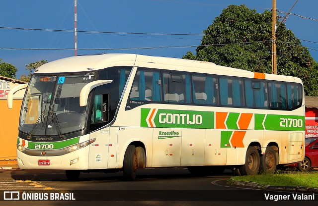 Empresa Gontijo de Transportes 21700 na cidade de Foz do Iguaçu, Paraná, Brasil, por Vagner Valani. Número da foto: #12378022.