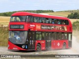 Metroline LT558 na cidade de Devizes, Wiltshire, Inglaterra, por Fábio Takahashi Tanniguchi. Número da foto: #12377610.