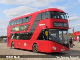 Metroline ST812 na cidade de Devizes, Wiltshire, Inglaterra, por Fábio Takahashi Tanniguchi. Número da foto: #12377607.