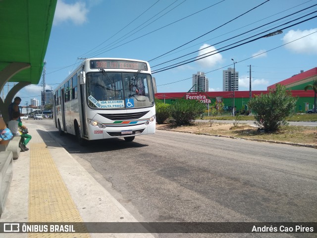 Auto Ônibus Santa Maria Transporte e Turismo 02009 na cidade de Natal, Rio Grande do Norte, Brasil, por Andrés Cao Pires. Número da foto: #12424582.