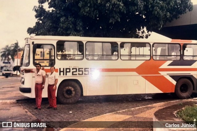 HP Transportes Coletivos 2555 na cidade de Goiânia, Goiás, Brasil, por Carlos Júnior. Número da foto: #12423431.