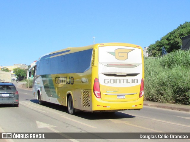 Empresa Gontijo de Transportes 7090 na cidade de Belo Horizonte, Minas Gerais, Brasil, por Douglas Célio Brandao. Número da foto: #12426973.