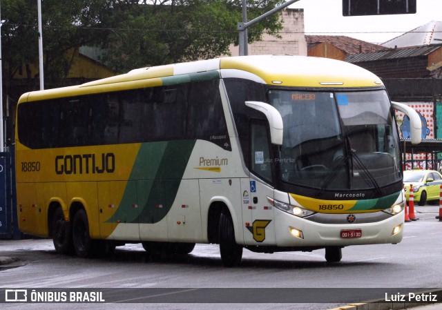 Empresa Gontijo de Transportes 18850 na cidade de Rio de Janeiro, Rio de Janeiro, Brasil, por Luiz Petriz. Número da foto: #12427419.