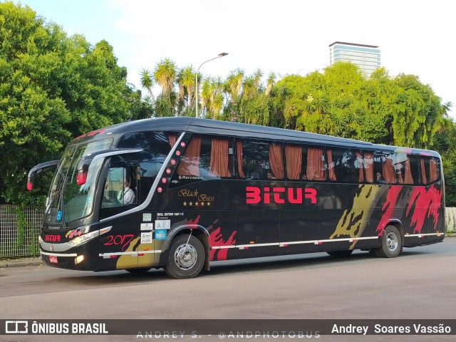 Bitur Transporte Coletivo e Turismo 2017 na cidade de Curitiba, Paraná, Brasil, por Andrey  Soares Vassão. Número da foto: #12425667.