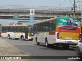 Empresa Metropolitana 833 na cidade de Recife, Pernambuco, Brasil, por Jonathan Silva. Número da foto: #:id.