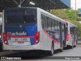 Transportes Machado DC 7.052 na cidade de Duque de Caxias, Rio de Janeiro, Brasil, por Thiago De Castro. Número da foto: #:id.