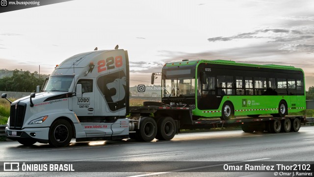Sistema de Movilidad M1 > RTP - Red de Transporte de Pasajeros de la Ciudad de México 6135 na cidade de Huehuetoca, Estado de México, México, por Omar Ramírez Thor2102. Número da foto: #12429934.