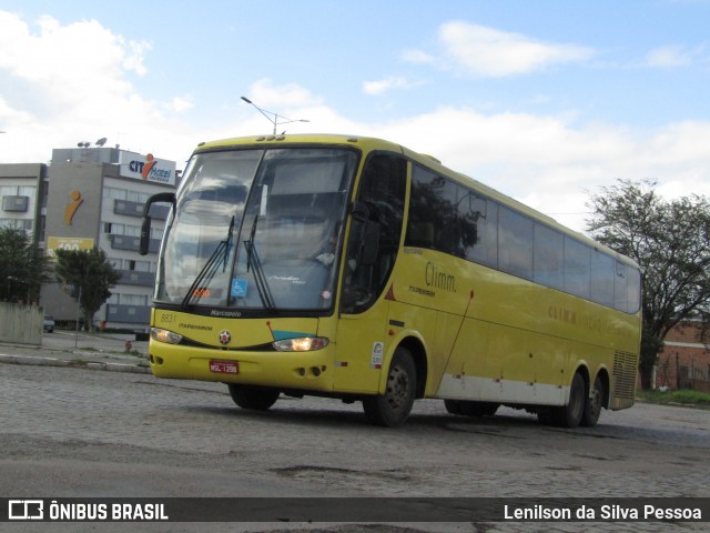 Viação Itapemirim 8831 na cidade de Caruaru, Pernambuco, Brasil, por Lenilson da Silva Pessoa. Número da foto: #12432547.