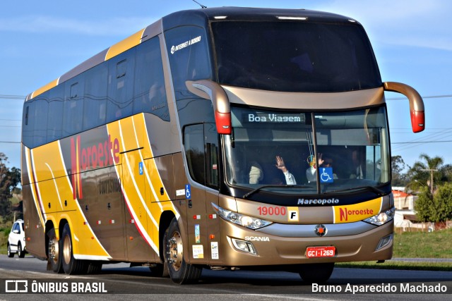 Noroeste Turismo e Transporte 19000 na cidade de Nazaré Paulista, São Paulo, Brasil, por Bruno Aparecido Machado. Número da foto: #12432836.