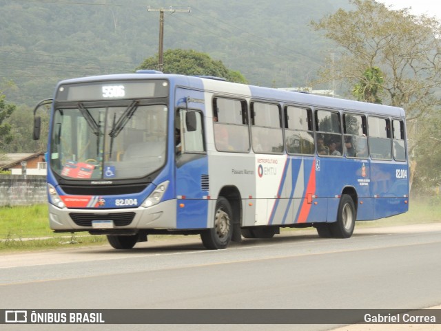 Empresa de Ônibus Pássaro Marron 82.004 na cidade de Ubatuba, São Paulo, Brasil, por Gabriel Correa. Número da foto: #12431936.