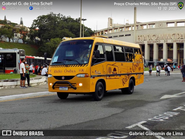 Rádio Ônibus 8A32 na cidade de São Paulo, São Paulo, Brasil, por Gabriel Giacomin de Lima. Número da foto: #12434325.