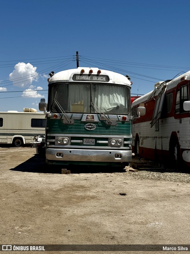 Ônibus Particulares 449870 na cidade de Niland, California, Estados Unidos, por Marco Silva. Número da foto: #12433826.