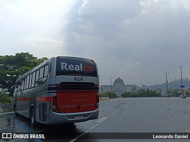 Realce Viagens 619 na cidade de Aparecida, São Paulo, Brasil, por Leonardo Daniel. Número da foto: #12435129.