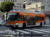 LACMTA - Los Angeles County Metropolitan Transportation Authority 3878 na cidade de Los Angeles, California, Estados Unidos, por Marco Silva. Número da foto: #12433823.