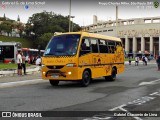 Rádio Ônibus 8A32 na cidade de São Paulo, São Paulo, Brasil, por Gabriel Giacomin de Lima. Número da foto: #12434325.
