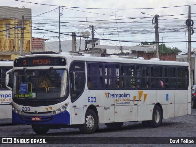 Trampolim da Vitória 203 na cidade de Macaíba, Rio Grande do Norte, Brasil, por Davi Felipe. Número da foto: #12436802.