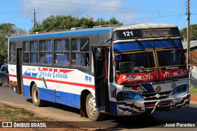 Toledo Cañada - Linea 121 09 na cidade de Capiatá, Central, Paraguai, por José Paredes. Número da foto: #12436301.