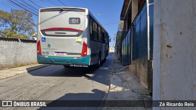 Cidade Real 1019 na cidade de Petrópolis, Rio de Janeiro, Brasil, por Zé Ricardo Reis. Número da foto: #12440099.