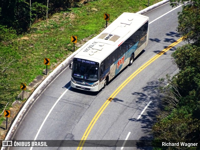 Auto Viação 1001 RJ 108.560 na cidade de Cachoeiras de Macacu, Rio de Janeiro, Brasil, por Richard Wagner. Número da foto: #12440057.