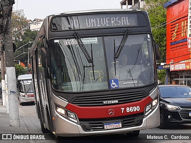 Transwolff Transportes e Turismo 7 8690 na cidade de São Paulo, São Paulo, Brasil, por Mateus C.  Cardoso. Número da foto: #12439130.