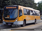Companhia Carris Porto-Alegrense 0121 na cidade de Porto Alegre, Rio Grande do Sul, Brasil, por Otávio dos Reis . Número da foto: #:id.