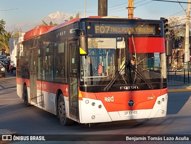 STU Santiago Transporte Urbano SPRY93 na cidade de Puente Alto, Cordillera, Metropolitana de Santiago, Chile, por Benjamín Tomás Lazo Acuña. Número da foto: #12442655.