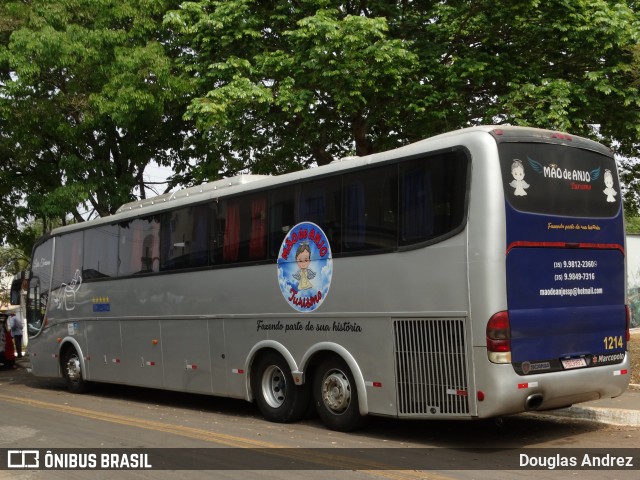 Mão de Anjo Turismo 1214 na cidade de Trindade, Goiás, Brasil, por Douglas Andrez. Número da foto: #12443791.
