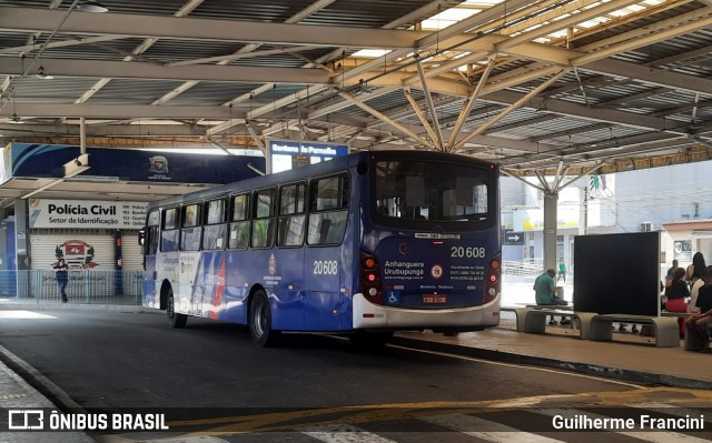 Auto Viação Urubupungá 20.608 na cidade de Santana de Parnaíba, São Paulo, Brasil, por Guilherme Francini. Número da foto: #12442882.