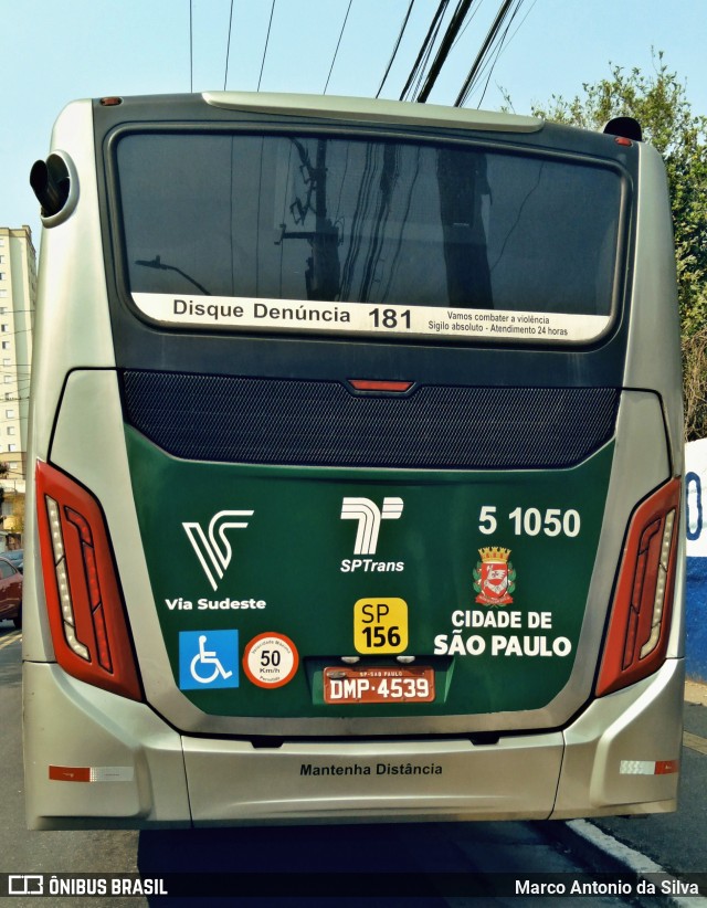 Via Sudeste Transportes S.A. 5 1050 na cidade de São Paulo, São Paulo, Brasil, por Marco Antonio da Silva. Número da foto: #12444870.