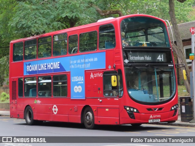 Arriva DW466 na cidade de London, Greater London, Inglaterra, por Fábio Takahashi Tanniguchi. Número da foto: #12447204.