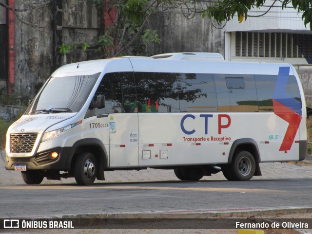 COOTRANSPA - Cooperativa dos Motoristas Autônomos de Transporte Complementar Alternativo de Passageiros Fretamento e Turismo de Pacajus 17052007 na cidade de Fortaleza, Ceará, Brasil, por Fernando de Oliveira. Número da foto: #12447065.