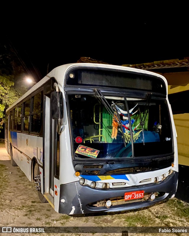 Ônibus Particulares 487 na cidade de Bragança, Pará, Brasil, por Fabio Soares. Número da foto: #12446709.