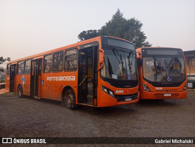 VCG - Viação Campos Gerais 1585 na cidade de Ponta Grossa, Paraná, Brasil, por Gabriel Michalski. Número da foto: #12447990.