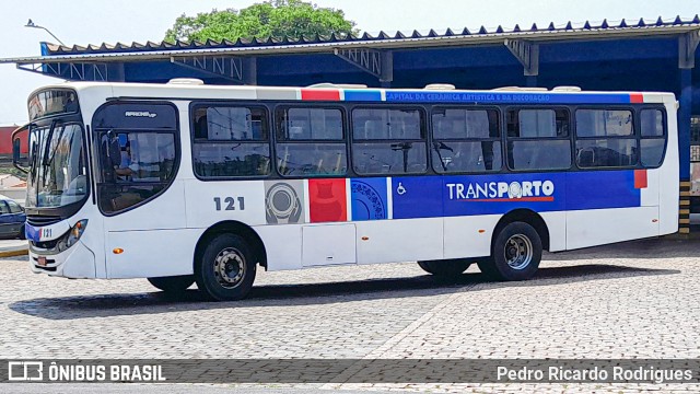 Transporto Transportes Coletivos Porto Ferreira 121 na cidade de Porto Ferreira, São Paulo, Brasil, por Pedro Ricardo Rodrigues. Número da foto: #12445614.