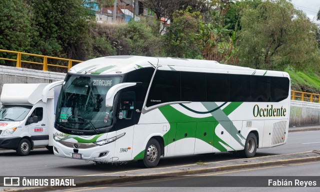 AdeO - Autobuses de Occidente 33043 na cidade de Morelia, Michoacán, México, por Fabián Reyes. Número da foto: #12379680.