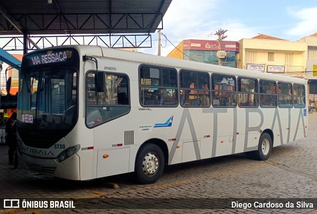 Viação Atibaia São Paulo 5720 na cidade de Atibaia, São Paulo, Brasil, por Diego Cardoso da Silva. Número da foto: #12380913.