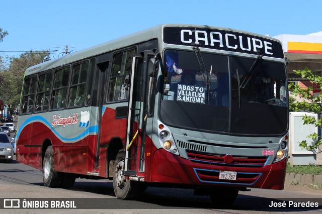 Empresa de Transporte La Caacupeña S.A. 066 na cidade de San Lorenzo, Central, Paraguai, por José Paredes. Número da foto: #12380836.