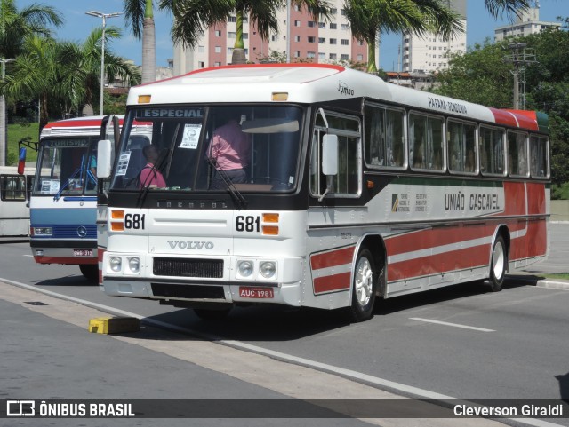 Eucatur - Empresa União Cascavel de Transportes e Turismo 681 na cidade de Barueri, São Paulo, Brasil, por Cleverson Giraldi. Número da foto: #12378863.