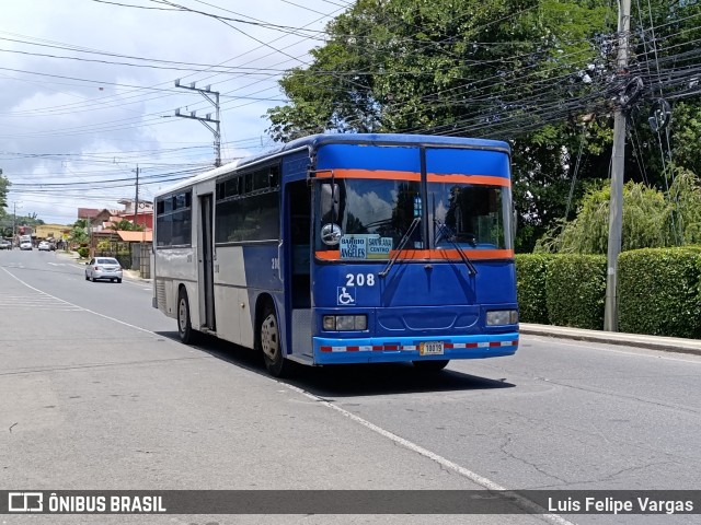 Inversiones La Tapachula 208 na cidade de Santa Ana, Santa Ana, San José, Costa Rica, por Luis Felipe Vargas. Número da foto: #12378843.