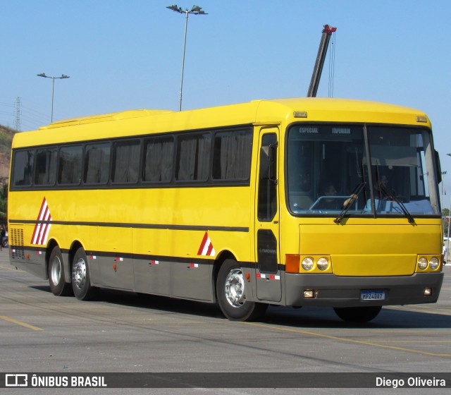 Associação de Preservação de Ônibus Clássicos 4387 na cidade de Duque de Caxias, Rio de Janeiro, Brasil, por Diego Oliveira. Número da foto: #12379855.
