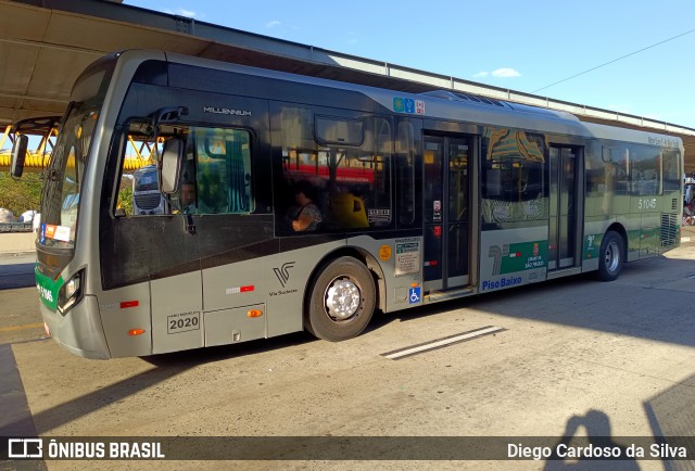 Via Sudeste Transportes S.A. 5 1045 na cidade de São Paulo, São Paulo, Brasil, por Diego Cardoso da Silva. Número da foto: #12380986.