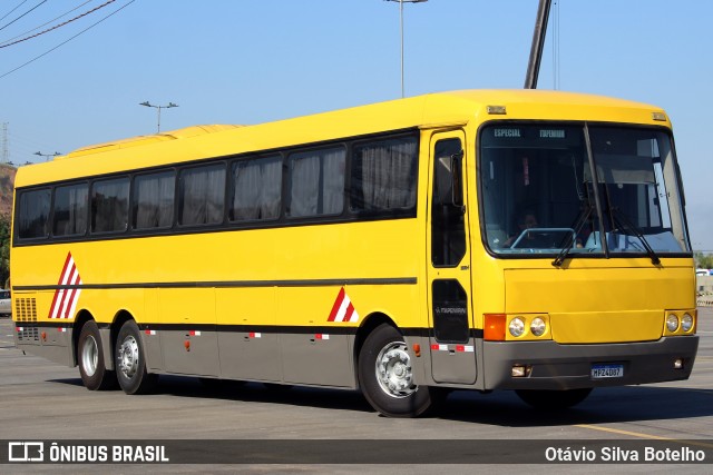 Associação de Preservação de Ônibus Clássicos 4387 na cidade de Duque de Caxias, Rio de Janeiro, Brasil, por Otávio Silva Botelho. Número da foto: #12379939.