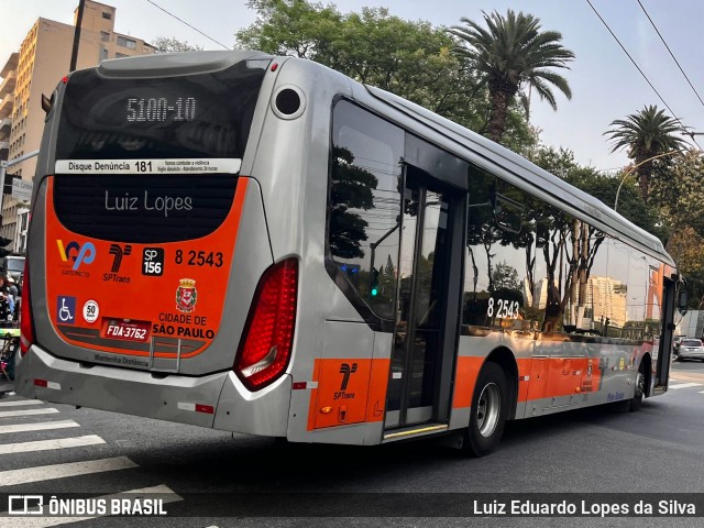 Viação Gato Preto 8 2543 na cidade de São Paulo, São Paulo, Brasil, por Luiz Eduardo Lopes da Silva. Número da foto: #12449621.