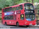 Metroline VW1182 na cidade de London, Greater London, Inglaterra, por Fábio Takahashi Tanniguchi. Número da foto: #12449654.