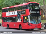 Arriva HV365 na cidade de London, Greater London, Inglaterra, por Fábio Takahashi Tanniguchi. Número da foto: #:id.