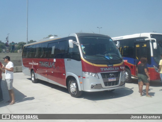 Transportadora Tinguá RJ 156.160 na cidade de Duque de Caxias, Rio de Janeiro, Brasil, por Jonas Alcantara. Número da foto: #12382899.