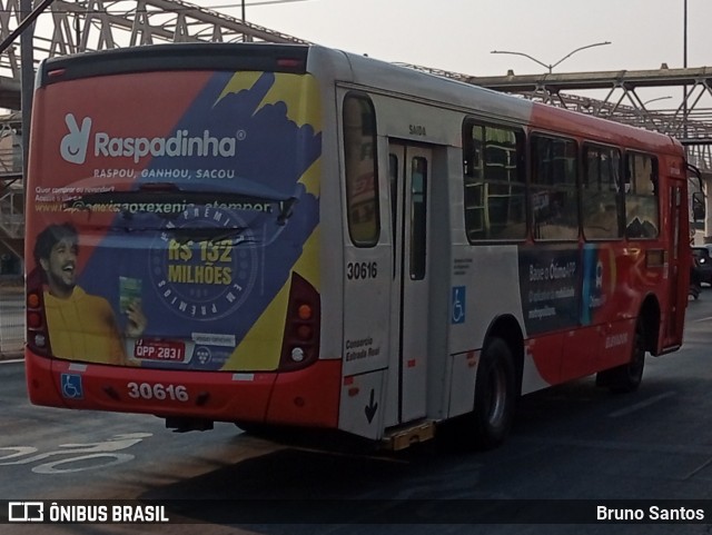 Expresso Luziense > Territorial Com. Part. e Empreendimentos 30616 na cidade de Belo Horizonte, Minas Gerais, Brasil, por Bruno Santos. Número da foto: #12382149.