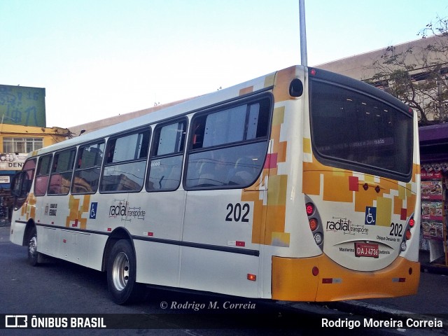 Radial Transporte Coletivo 202 na cidade de Ferraz de Vasconcelos, São Paulo, Brasil, por Rodrigo Moreira Correia. Número da foto: #12381251.